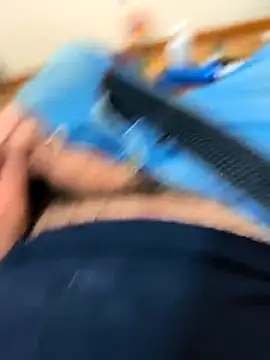 andros2712 online show from September 18, 7:49 pm