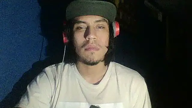 AlexAlejandro13 online show from October 12, 8:19 am