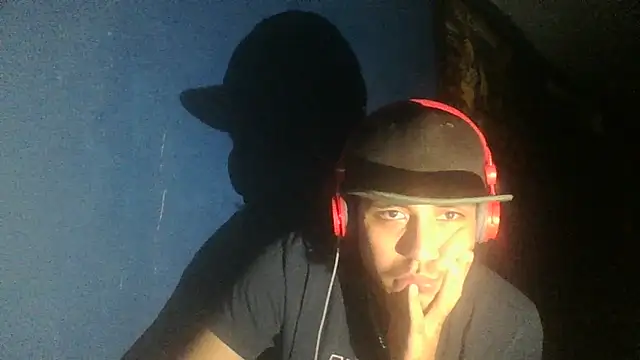 AlexAlejandro13 online show from October 6, 7:46 am