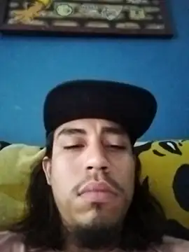 AlexAlejandro13 online show from April 25, 6:16 pm