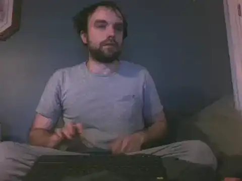 Snapshot of hpluvsplata chatting on January 2, 12:24 pm hpluvsplata online show from January 2, 12:24 pm
