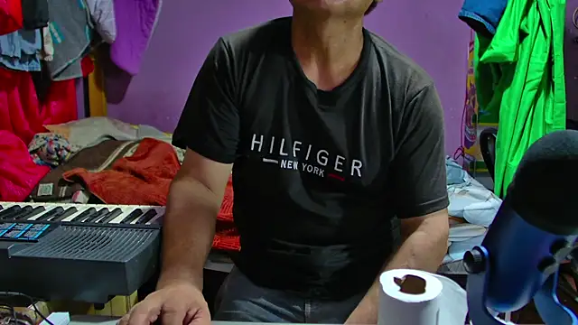 yandyaa online show from April 28, 5:34 am