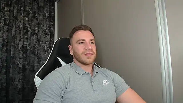 Thori92 online show from April 26, 6:38 pm