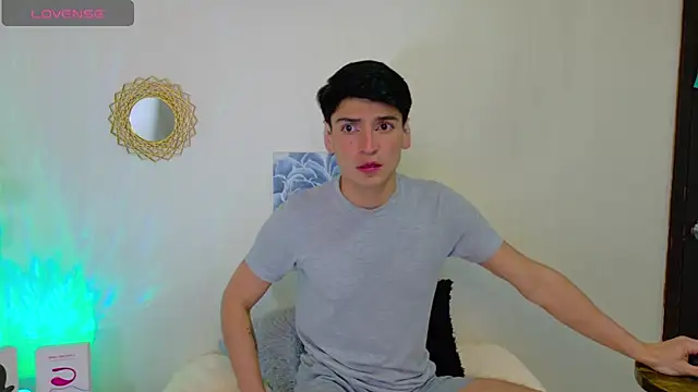 Snapshot of Jhonny_horny1 chatting on October 20, 4:38 am Jhonny horny1 online show from October 20, 4:38 am