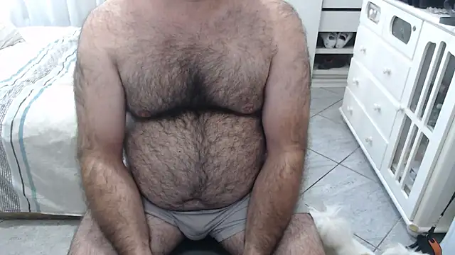 MysterBearMG online show from April 26, 7:10 pm