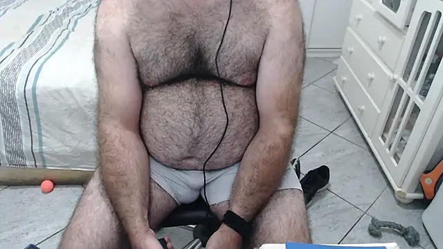 MysterBearMG online show from April 22, 3:02 am