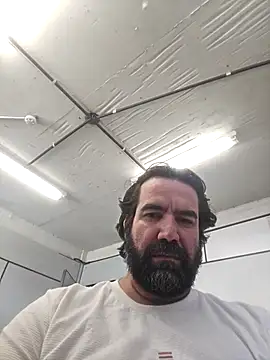 MysterBearMG online show from April 6, 3:35 pm