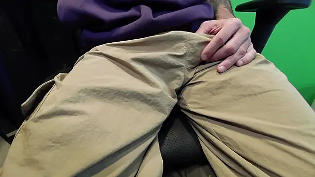 kuruptxxx live online show from December 1, 8:23 pm