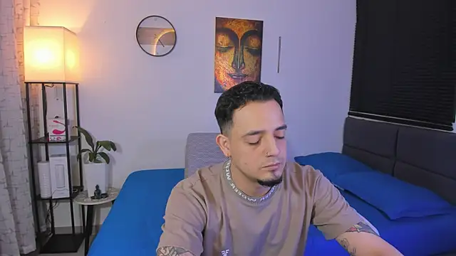 alejandro calderon1 online show from June 15, 4:37 am