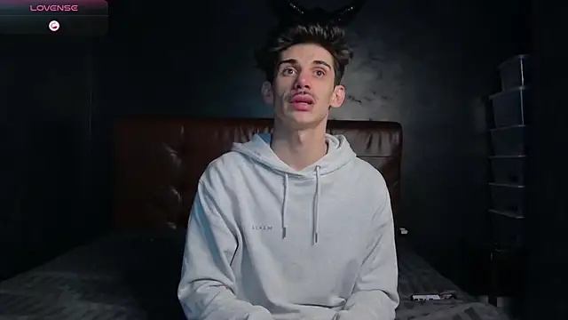 DanielCrush1 online show from January 15, 2:20 pm