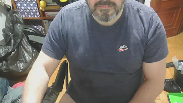 mikeyhotbear online show from December 15, 5:42 pm