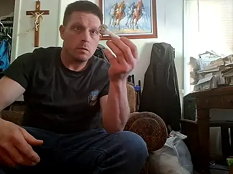 curiouscock38 online show from May 3, 5:37 pm