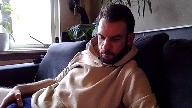 MckyD1cky online show from December 16, 9:57 am
