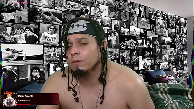 Snapshot of chino_roz chatting on February 15, 10:22 am chino roz online show from February 15, 10:22 am