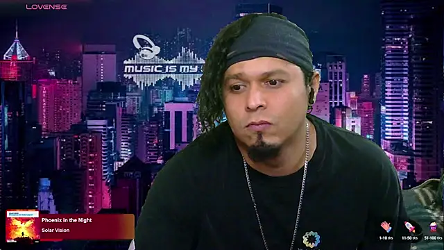 Snapshot of chino_roz chatting on February 24, 6:05 am chino roz online show from February 24, 6:05 am