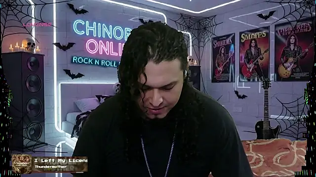 Snapshot of chino_roz chatting on October 26, 7:32 am chino roz online show from October 26, 7:32 am