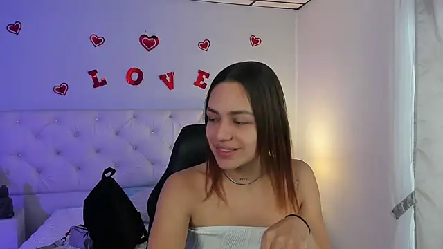 Snapshot of Aron_cruz chatting on February 18, 1:55 pm Aron cruz online show from February 18, 1:55 pm