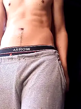 Snapshot of rodovlaz chatting on October 13, 2:12 pm rodovlaz online show from October 13, 2:12 pm