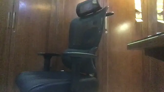 bangalidickolo online show from April 19, 12:15 pm