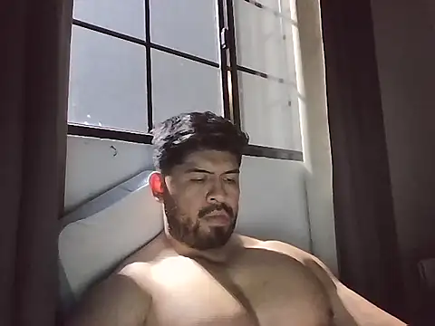 marcus002001 online show from April 5, 2:30 am