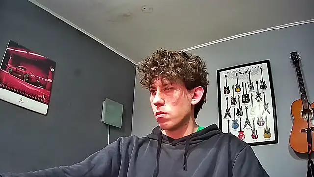 Snapshot of saint_not chatting on October 31, 4:47 am saint not online show from October 31, 4:47 am