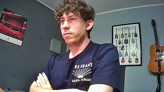 Snapshot of saint_not chatting on October 26, 10:45 pm saint not online show from October 26, 10:45 pm