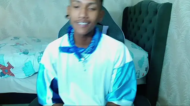 Snapshot of ManSant chatting on March 19, 3:51 pm ManSant online show from March 19, 3:51 pm