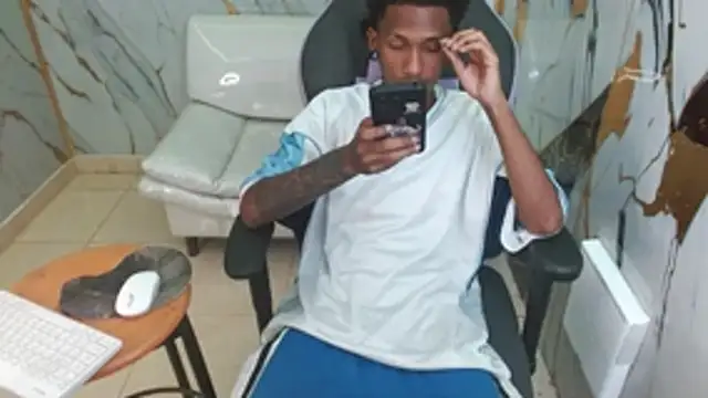 ManSant online show from April 29, 3:27 pm