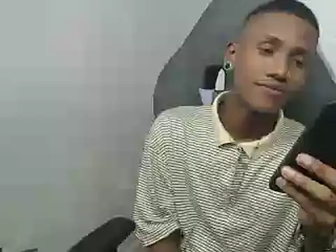 Snapshot of ManSant chatting on January 18, 6:10 pm ManSant online show from January 18, 6:10 pm