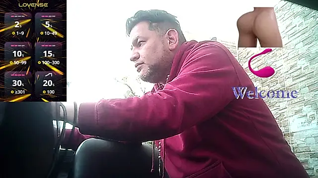 Snapshot of SexDiffrent chatting on October 14, 8:38 pm SexDiffrent online show from October 14, 8:38 pm