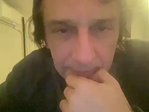 ALPHANDRE online show from January 3, 6:03 pm