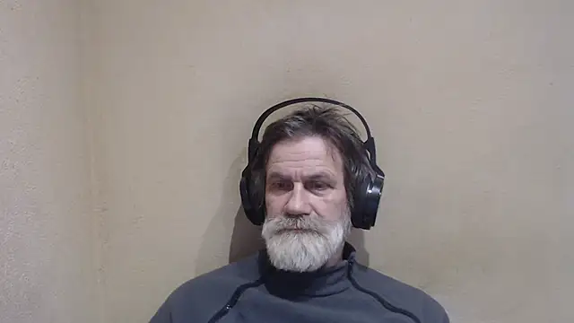 Snapshot of AlexNudo chatting on January 3, 8:54 am AlexNudo online show from January 3, 8:54 am
