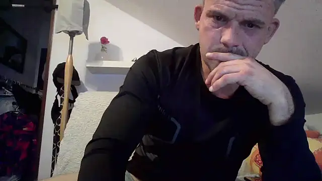 Cambitchboy online show from January 18, 9:50 pm