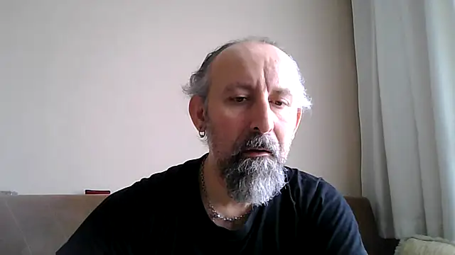 BuckWessle online show from April 16, 9:42 am