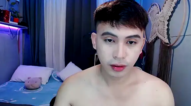 Snapshot of princeJayX chatting on February 5, 10:30 am princeJayX online show from February 5, 10:30 am