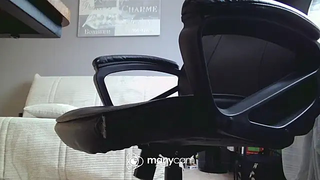 scorviergexh online show from February 12, 11:27 am