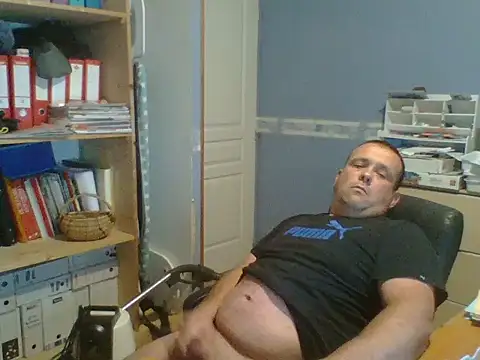 manubm03 online show from June 22, 6:41 am
