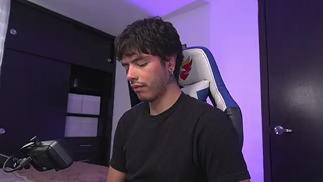  morghan  online show from April 27, 9:42 pm