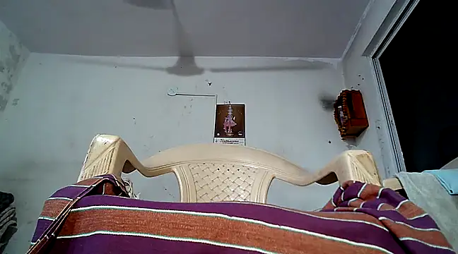 Snapshot of manan28 chatting on March 18, 12:28 pm manan28 online show from March 18, 12:28 pm