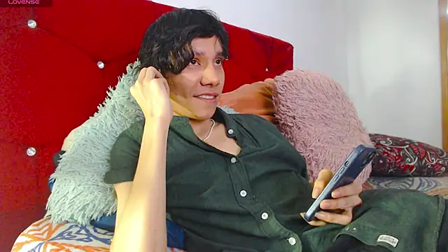 LAICK 01 online show from April 20, 6:38 am