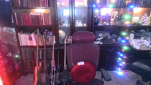 BeardedBear999 online show from January 12, 11:47 am