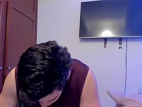 Snapshot of Lucian_Gomez_ chatting on October 4, 1:49 pm Lucian Gomez  online show from October 4, 1:49 pm