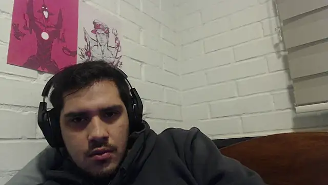 hung weeb online show from September 28, 2:31 am