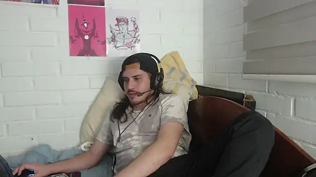 hung weeb online show from February 12, 3:18 am