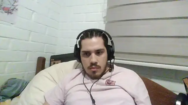 hung weeb online show from January 18, 3:02 am