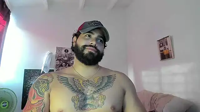 Snapshot of _Coddygold_ chatting on March 10, 9:51 pm Coddygold online show from March 10, 9:51 pm