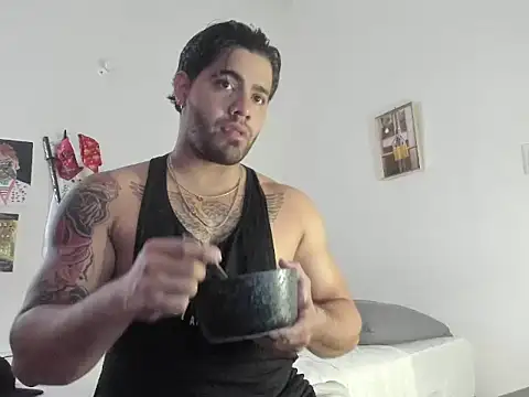 Snapshot of _Coddygold_ chatting on December 30, 12:52 pm Coddygold online show from December 30, 12:52 pm