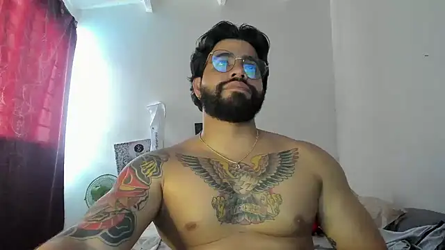 Snapshot of _Coddygold_ chatting on February 25, 11:44 pm Coddygold online show from February 25, 11:44 pm