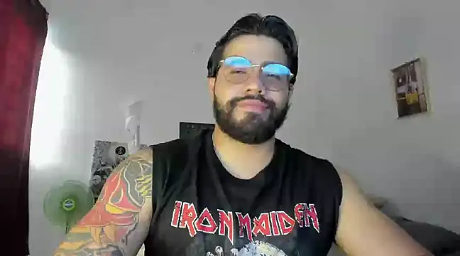 Snapshot of _Coddygold_ chatting on February 19, 10:53 pm Coddygold online show from February 19, 10:53 pm