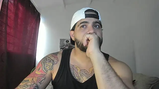 Snapshot of _Coddygold_ chatting on January 28, 11:49 am Coddygold online show from January 28, 11:49 am